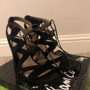 Sam Edelman black sandals!